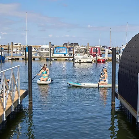 ספינת מלון Boathouses - Overnat Pa Vandet Ved Limfjorden Vinderup